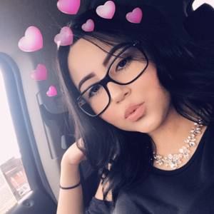 Meet your Posher, Janet